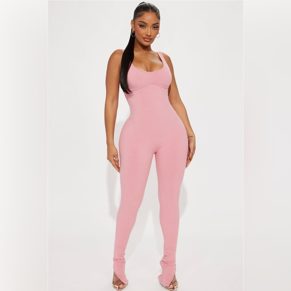 Fashion Nova snatched jumpsuit Small